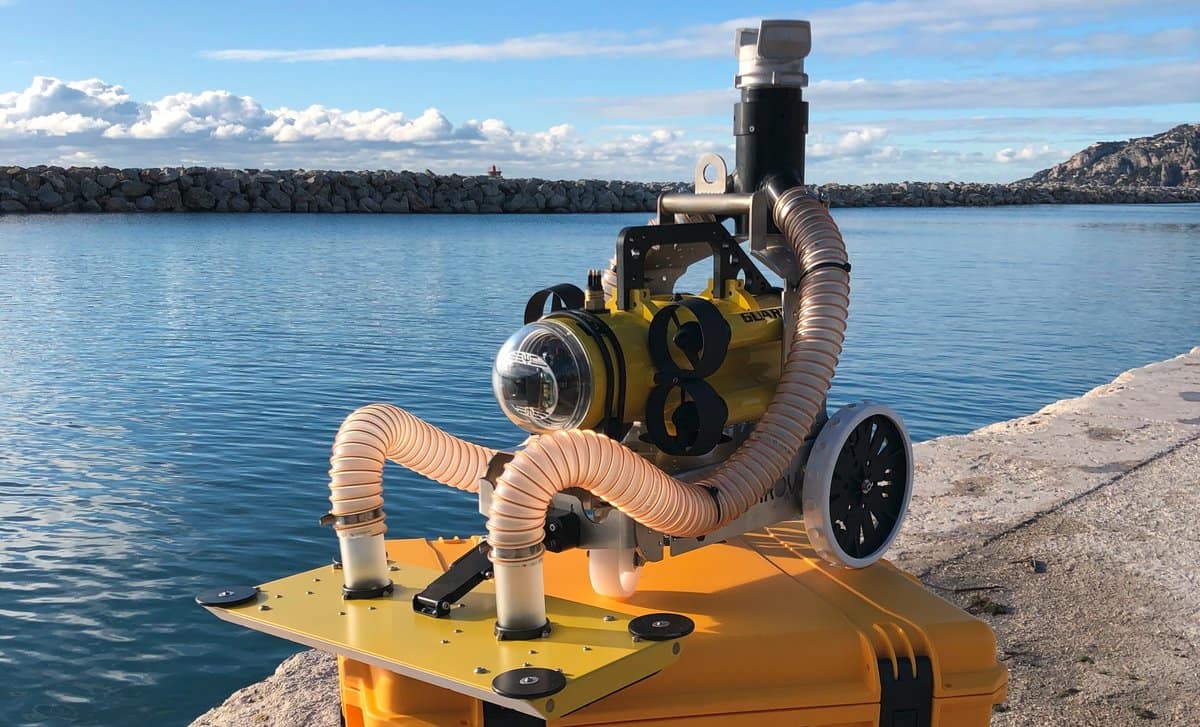 ROV - crawler Subsea Tech Aspirov, pour le nettoyage de réservoirs